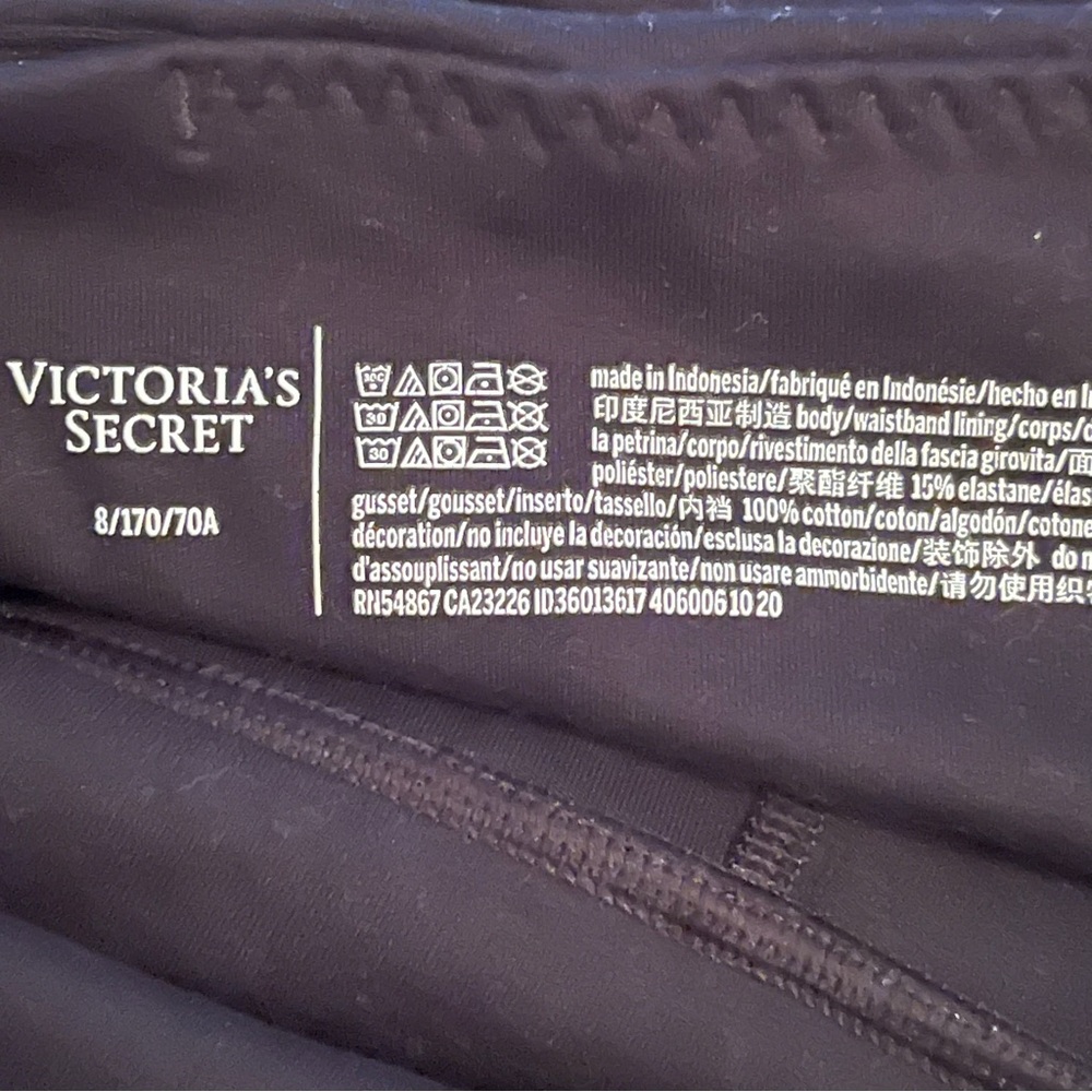 Victoria’s Secret Black Soft Stretch Leggings Tights Size 8 🖤 Sleek + Comfy - Picture 4 of 5